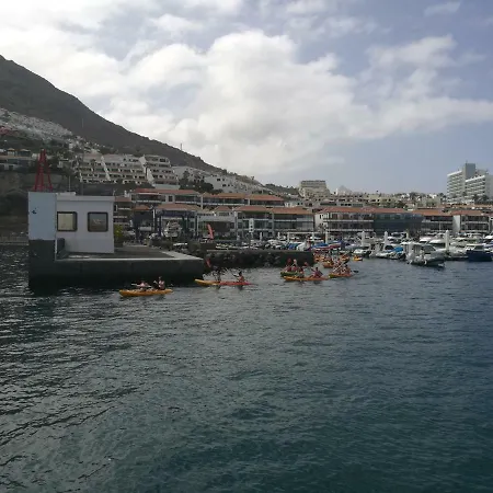 Maravillosas Vistas Al Acantilado Y Puerto *