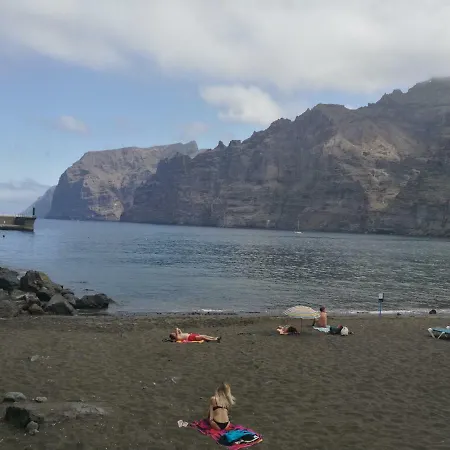Maravillosas Vistas Al Acantilado Y Puerto * Acantilado de los Gigantes